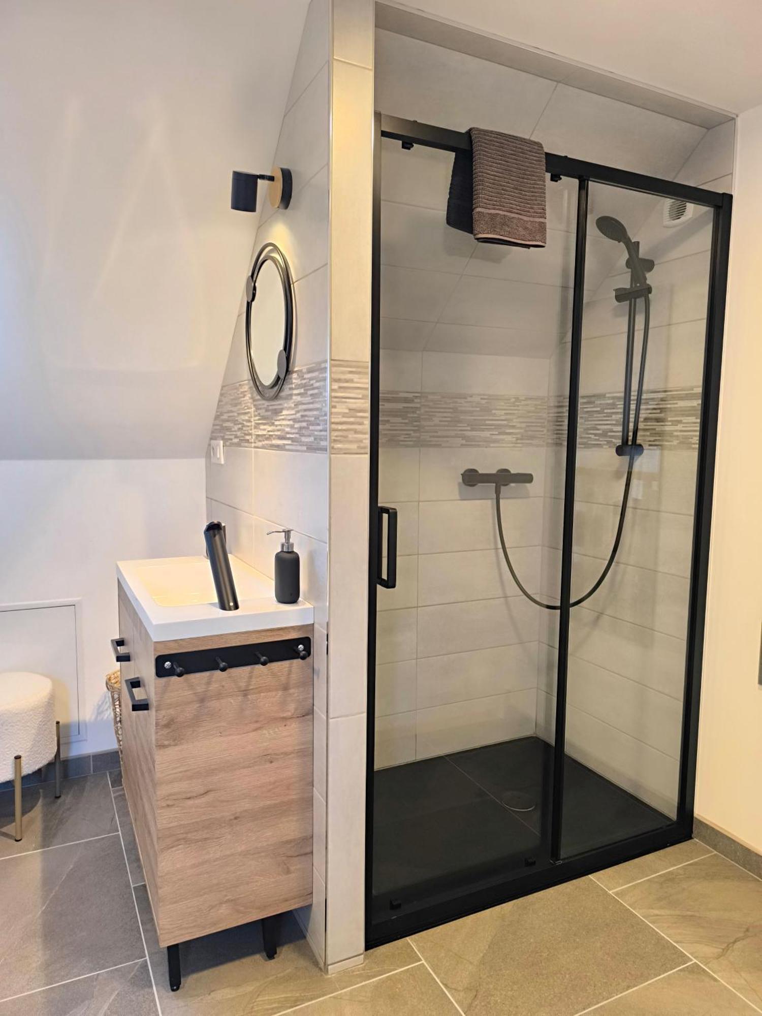 Gite Bonheur Et Charme Spa-Sauna Forfait 2H Inclus キンツアイム エクステリア 写真